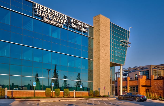 Berkshire-Hathaway-Headquarter